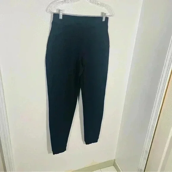 Women's Black Pants - Picture 7 of 7